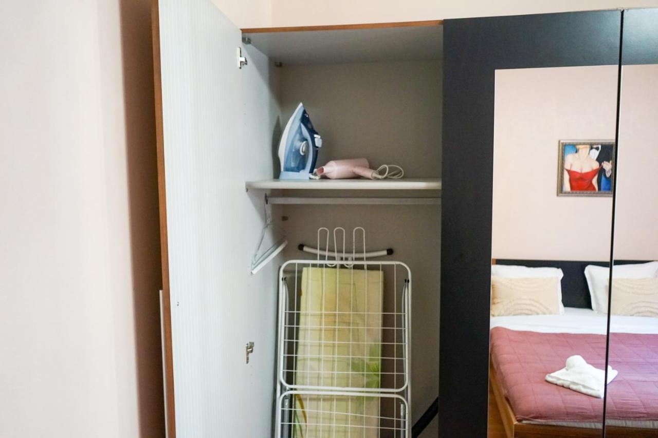 Comfortable 2Br Urban Getaway In City Center Plovdiv Luaran gambar