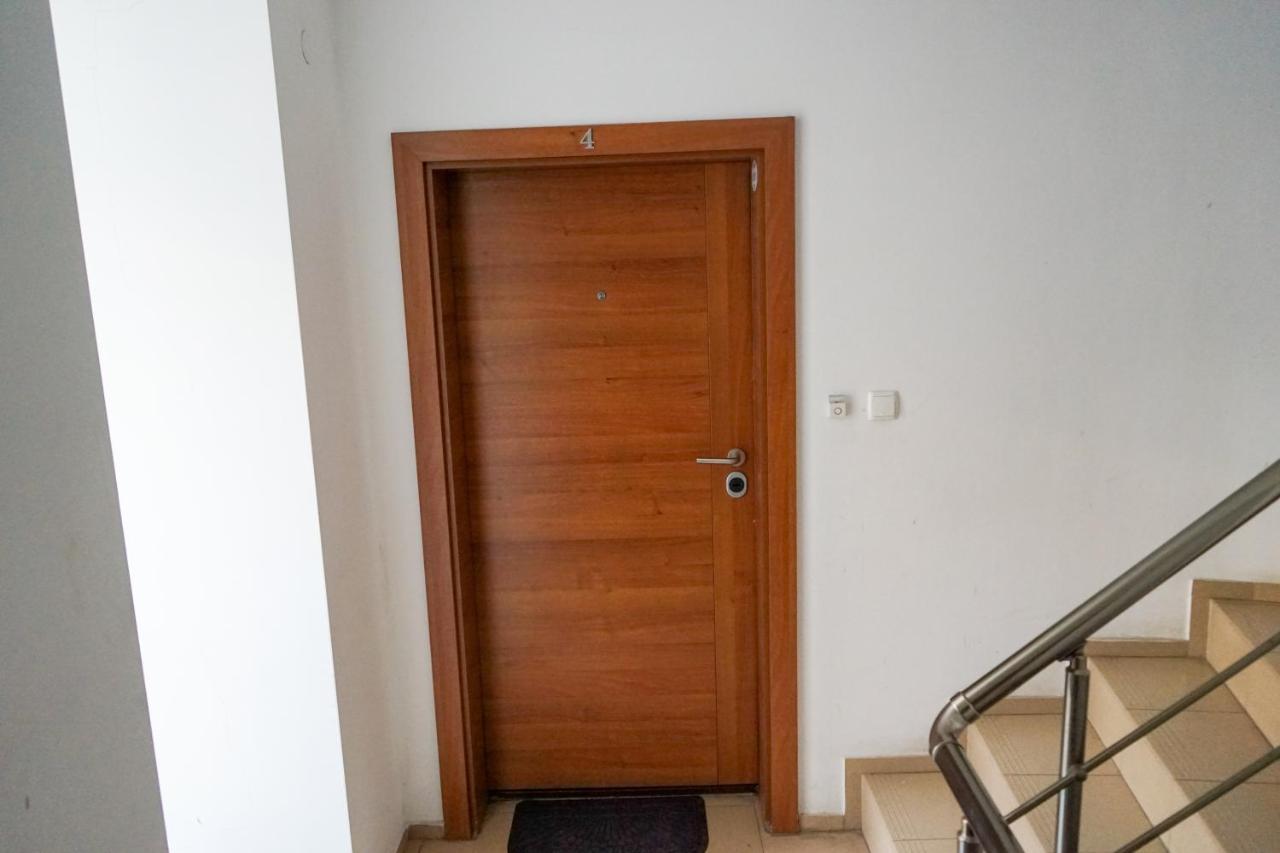 Comfortable 2Br Urban Getaway In City Center Plovdiv Luaran gambar