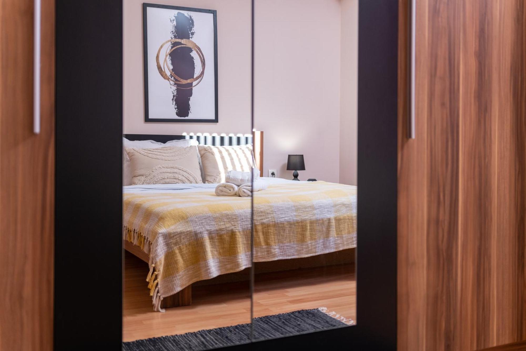 Comfortable 2Br Urban Getaway In City Center Plovdiv Luaran gambar