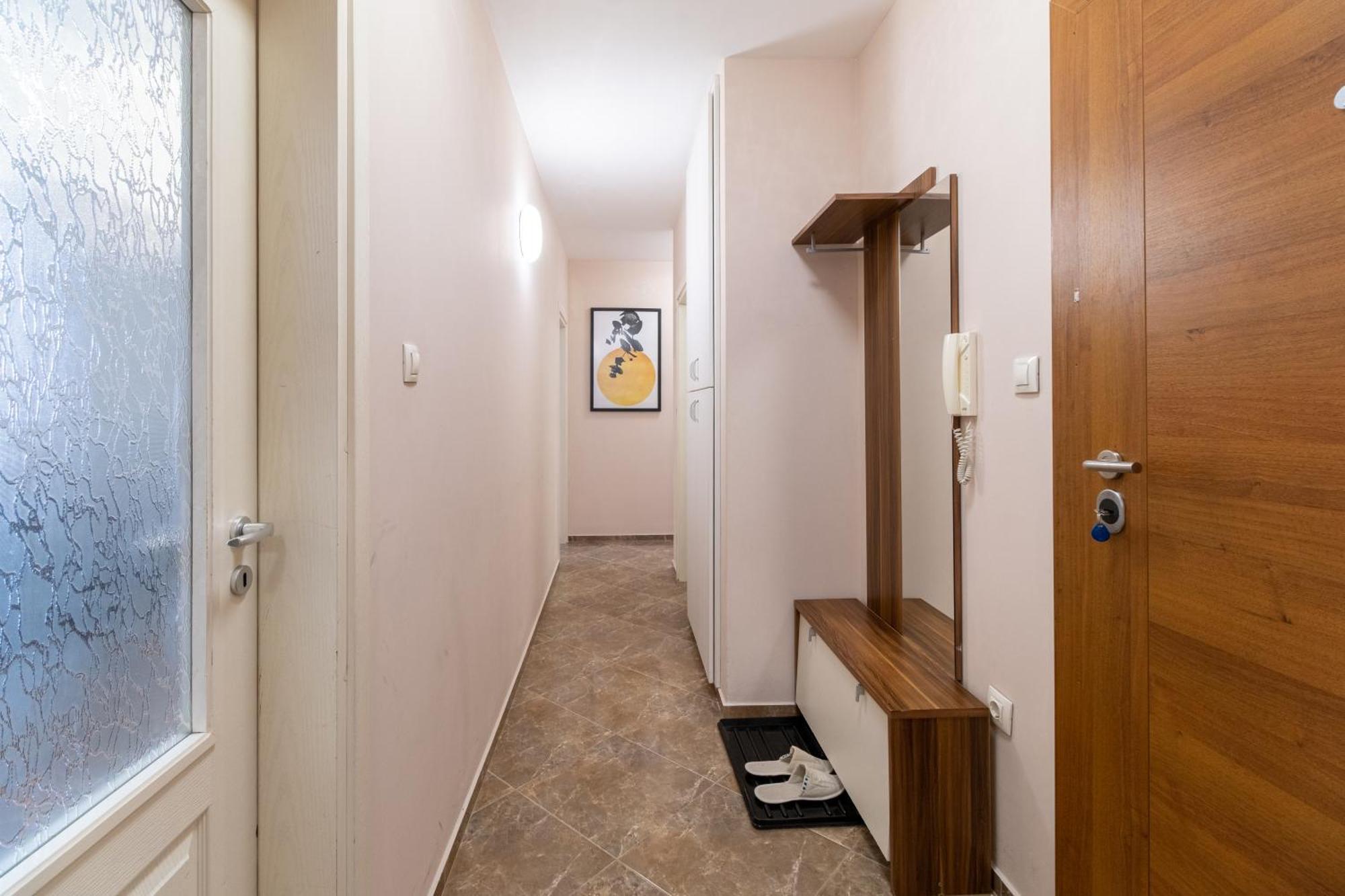 Comfortable 2Br Urban Getaway In City Center Plovdiv Luaran gambar
