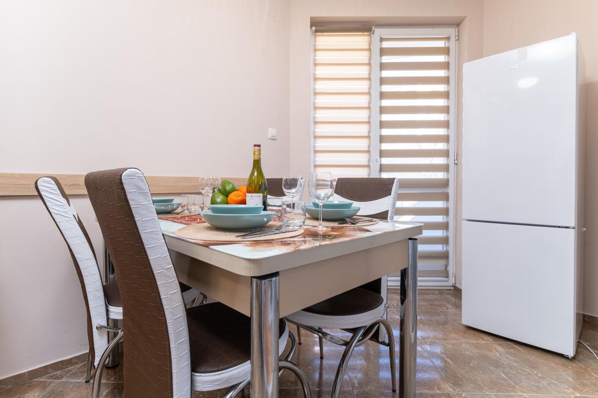 Comfortable 2Br Urban Getaway In City Center Plovdiv Luaran gambar