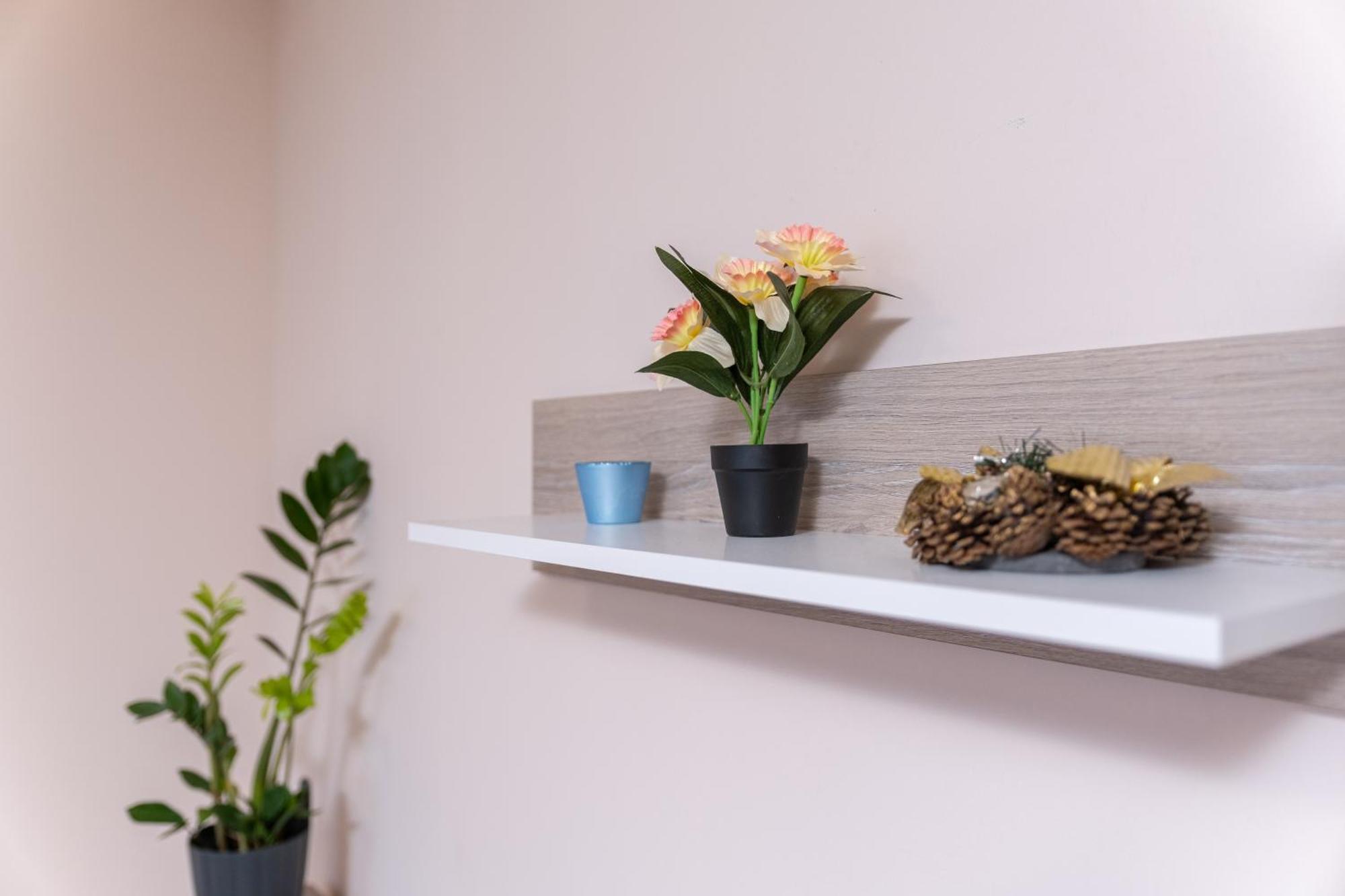 Comfortable 2Br Urban Getaway In City Center Plovdiv Luaran gambar