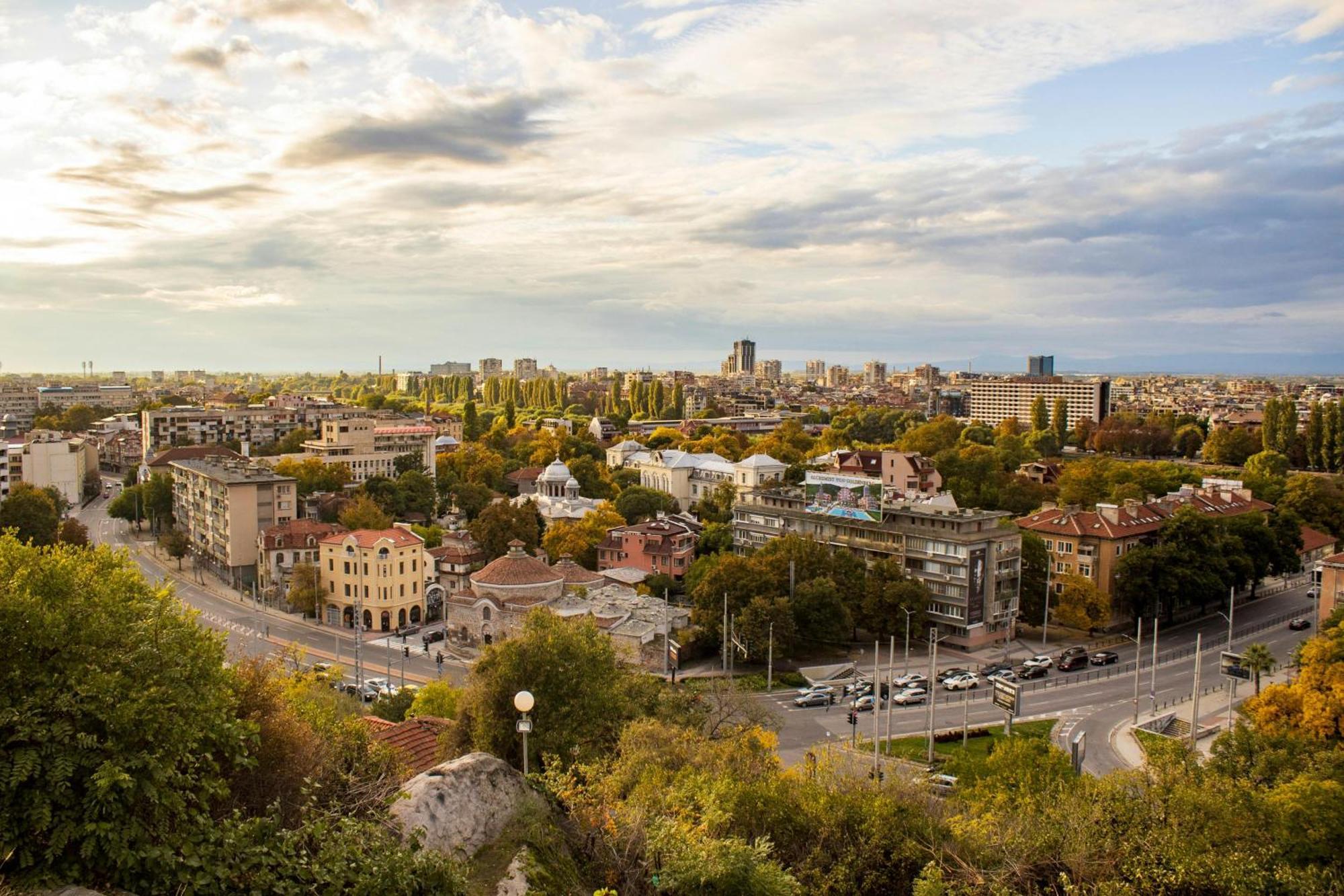 Comfortable 2Br Urban Getaway In City Center Plovdiv Luaran gambar